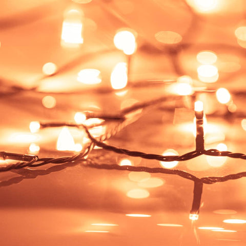 Árbol de Navidad Artificial Estrecho con Nieve Aterciopelada